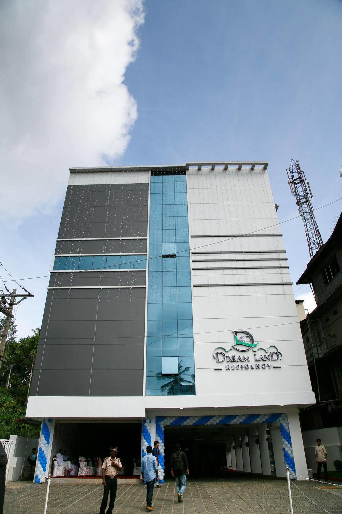 Dream Land Residency Hotel Mananthavady Ngoại thất bức ảnh
