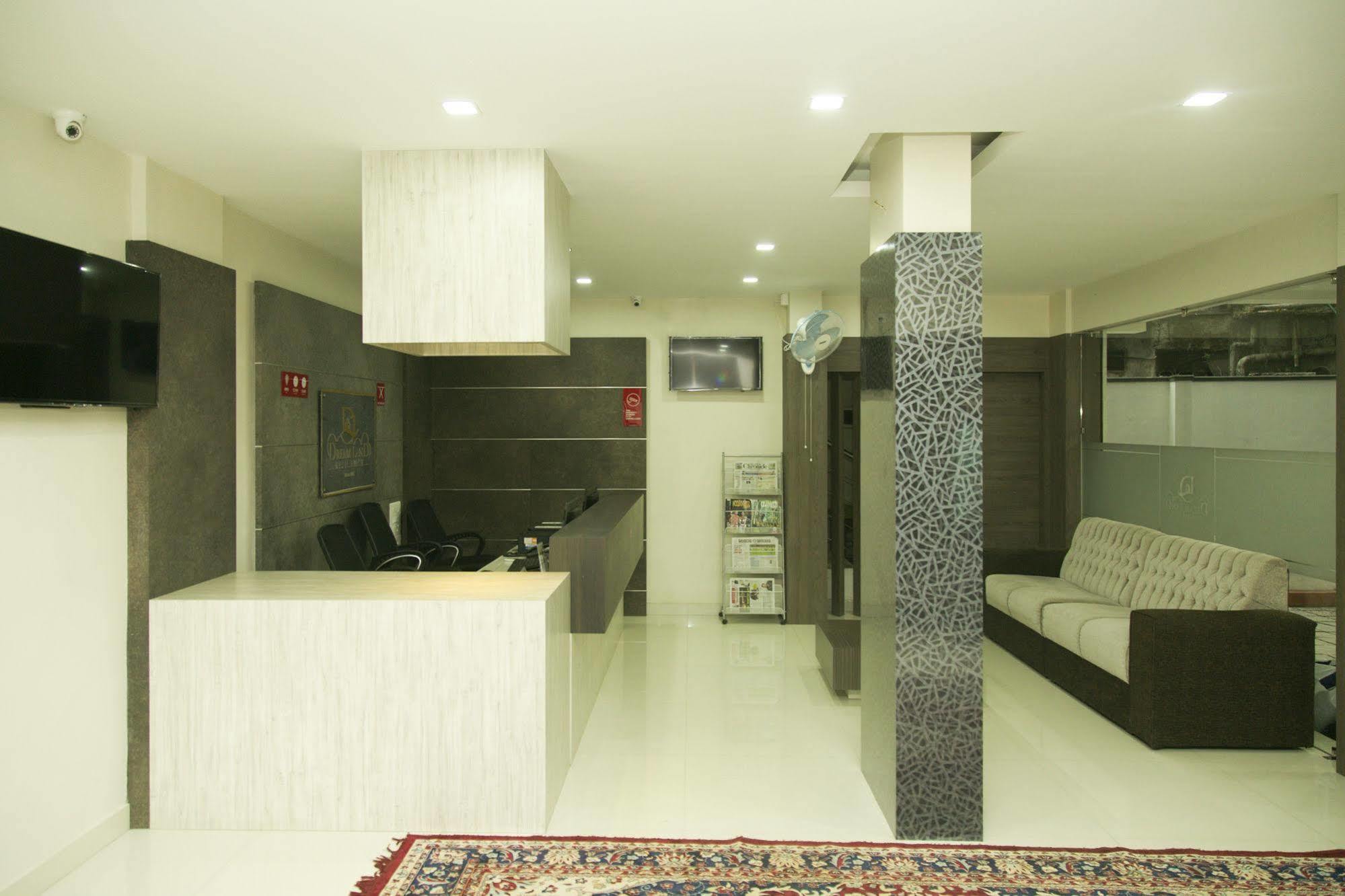 Dream Land Residency Hotel Mananthavady Ngoại thất bức ảnh